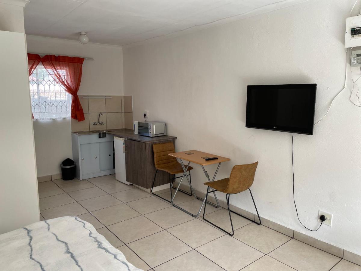 La Fiance Village Polokwane Exterior foto